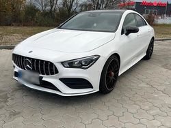 Weiß Gebraucht 2019 Mercedes CLA200 AMG line Limousine | 27.000 € (Etwas zu teuer)