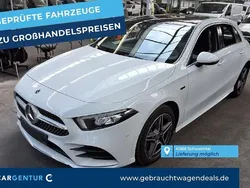 Digitalweiss Gebraucht 2021 Mercedes A250 AMG line Limousine | 22.390 € (Fairer Preis)