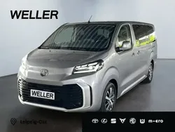 Silver metallic (silber) Gebraucht 2024 Toyota Proace Team Van | 42.490 € (Fairer Preis)