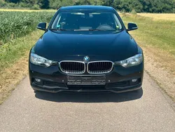 Schwarz Gebraucht 2017 BMW 318 Advantage Kombi | 9.990 € (Fairer Preis)