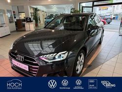 Grau Gebraucht 2022 Audi A4 Advanced Kombi | 39.900 €