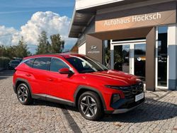 Engine red Gebraucht 2024 Hyundai Tucson Trend SUV | 31.490 €