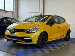 Gelb Gebraucht 2015 Renault Clio IV R.S. Limousine | 13.990 € (Fairer Preis)