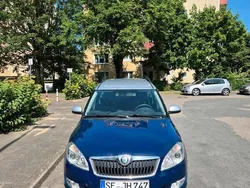Blau Gebraucht 2011 Skoda Roomster Kombi | 3.300 € (Fairer Preis)