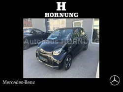 Karosserie in black Gebraucht 2020 Smart ForFour Electric Drive Passion Limousine | 11.400 € (Etwas zu teuer)