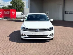 Weiß Gebraucht 2020 VW Polo Highline Limousine | 14.990 € (Fairer Preis)