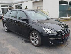 Schwarz Gebraucht 2016 Peugeot 308 Access Kombi | 4.900 € (Fairer Preis)