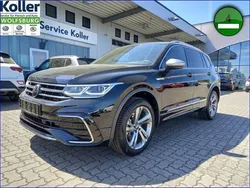 Schwarz Gebraucht 2022 VW Tiguan Allspace R-line SUV | 35.770 € (Guter Preis)