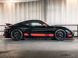 Porsche Cayman GT4