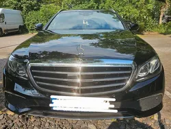 Schwarz Gebraucht 2017 Mercedes 220 Exclusive Kombi | 16.500 € (Superpreis)