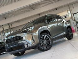 Grün Gebraucht 2022 Toyota Yaris Cross SUV | 25.991 € (Teuer)