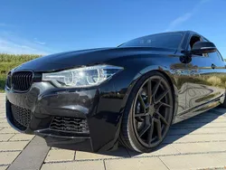 Schwarz Gebraucht 2016 BMW 340 Performance Limousine | 34.999 €