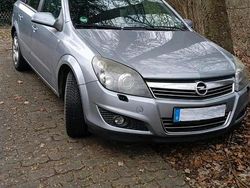 Silber Gebraucht 2009 Opel Astra Kombi | 1.600 € (Fairer Preis)