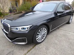 Grau Gebraucht 2022 BMW 730 Sport Line Limousine | 59.990 € (Etwas zu teuer)