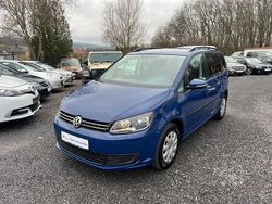 Blau Gebraucht 2010 VW Touran Trendline Van / Kleinbus | 8.990 € (Etwas zu teuer)