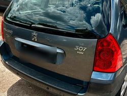 Grau Gebraucht 2007 Peugeot 307 Kombi | 2.799 € (Fairer Preis)