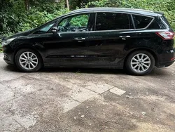 Schwarz Gebraucht 2016 Ford S-MAX S Van / Kleinbus | 12.000 € (Superpreis)