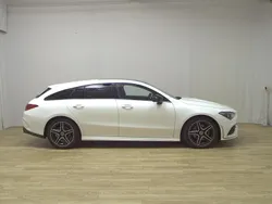 Weiss Gebraucht 2020 Mercedes CLA200 Shooting Brake AMG line Kombi | 22.980 € (Guter Preis)