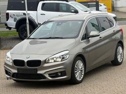 Silber Gebraucht 2015 BMW 216 Active Tourer Luxury Line Van / Kleinbus | 5.950 € (Fairer Preis)