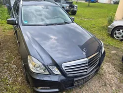 Grau Gebraucht 2010 Mercedes E200 Avantgarde Limousine | 7.999 € (Superpreis)