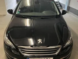 Schwarz Gebraucht 2015 Peugeot 308 Active Kombi | 7.700 € (Fairer Preis)