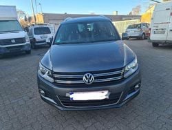 Grau Gebraucht 2014 VW Tiguan Sportline SUV | 9.400 € (Guter Preis)