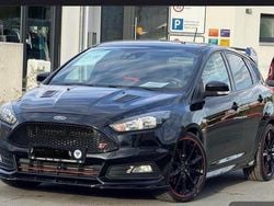 Schwarz Gebraucht 2015 Ford Focus Sport Limousine | 13.500 € (Guter Preis)