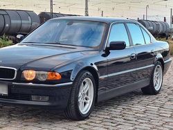 Blau Gebraucht 2001 BMW 735 Basis Limousine | 15.500 €