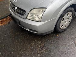 Silber Gebraucht 2003 Opel Vectra Limousine | 2.000 € (Fairer Preis)