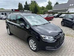 Deep black perleffekt Gebraucht 2016 VW Sharan Highline Van / Kleinbus | 26.499 € (Fairer Preis)