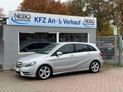 Silber Gebraucht 2013 Mercedes B180 Sport Van / Kleinbus | 9.000 € (Guter Preis)