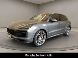 Grau Gebraucht 2021 Porsche Cayenne GTS SUV | 87.500 € (Guter Preis)