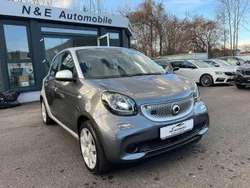 Grau Gebraucht 2019 Smart ForFour Electric Drive Kleinwagen | 7.790 € (Fairer Preis)