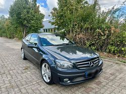 Grau Gebraucht 2009 Mercedes 200 Coupé | 4.000 € (Guter Preis)