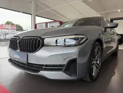 Grau Gebraucht 2023 BMW 520 Limousine | 33.980 € (Fairer Preis)