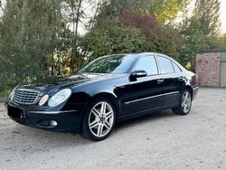 Schwarz Gebraucht 2006 Mercedes E280 Limousine | 3.950 € (Fairer Preis)