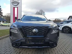 Grau Neu 2025 Nissan X-Trail SUV | 43.760 €