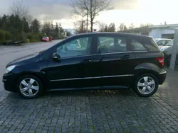 Schwarz Gebraucht 2009 Mercedes B200 Van / Kleinbus | 2.200 € (Superpreis)
