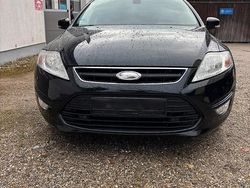 Schwarz Gebraucht 2011 Ford Mondeo Kombi | 2.990 €