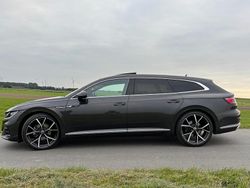 Grau Gebraucht 2023 VW Arteon R-line Kombi | 39.500 € (Etwas zu teuer)