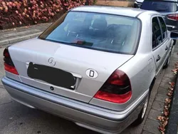 Silber Gebraucht 1997 Mercedes C180 Limousine | 3.000 € (Fairer Preis)