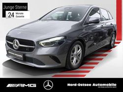 Metalliclack mountaingrau Gebraucht 2024 Mercedes B200 Progressive Van / Kleinbus | 31.490 € (Guter Preis)