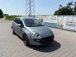 Colore esterno (grigio impecca Gebraucht 2012 Fiat Punto Evo Kleinwagen | 2.499 € (Guter Preis)