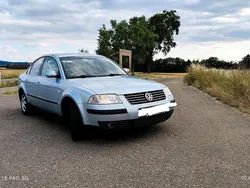 Andere außenfarben Gebraucht 2001 VW Passat Limousine | 2.500 € (Fairer Preis)