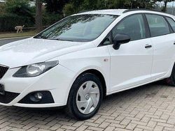 Weiß Gebraucht 2012 Seat Ibiza ST Reference Kombi | 3.500 € (Fairer Preis)