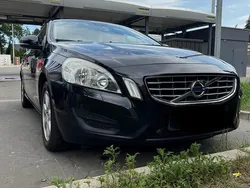 Schwarz Gebraucht 2013 Volvo S60 Limousine | 10.000 € (Teuer)