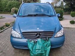Blau Gebraucht 2006 Mercedes Viano Van / Kleinbus | 8.000 € (Guter Preis)