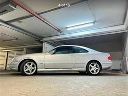 Silber Gebraucht 2001 Mercedes CLK320 Edition Coupé | 8.200 €
