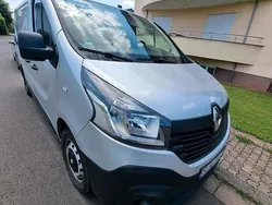 Silber Gebraucht 2018 Renault Trafic Van | 10.900 €