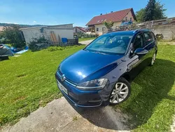 Blau Gebraucht 2014 VW Golf VII Comfortline Kombi | 8.000 € (Fairer Preis)